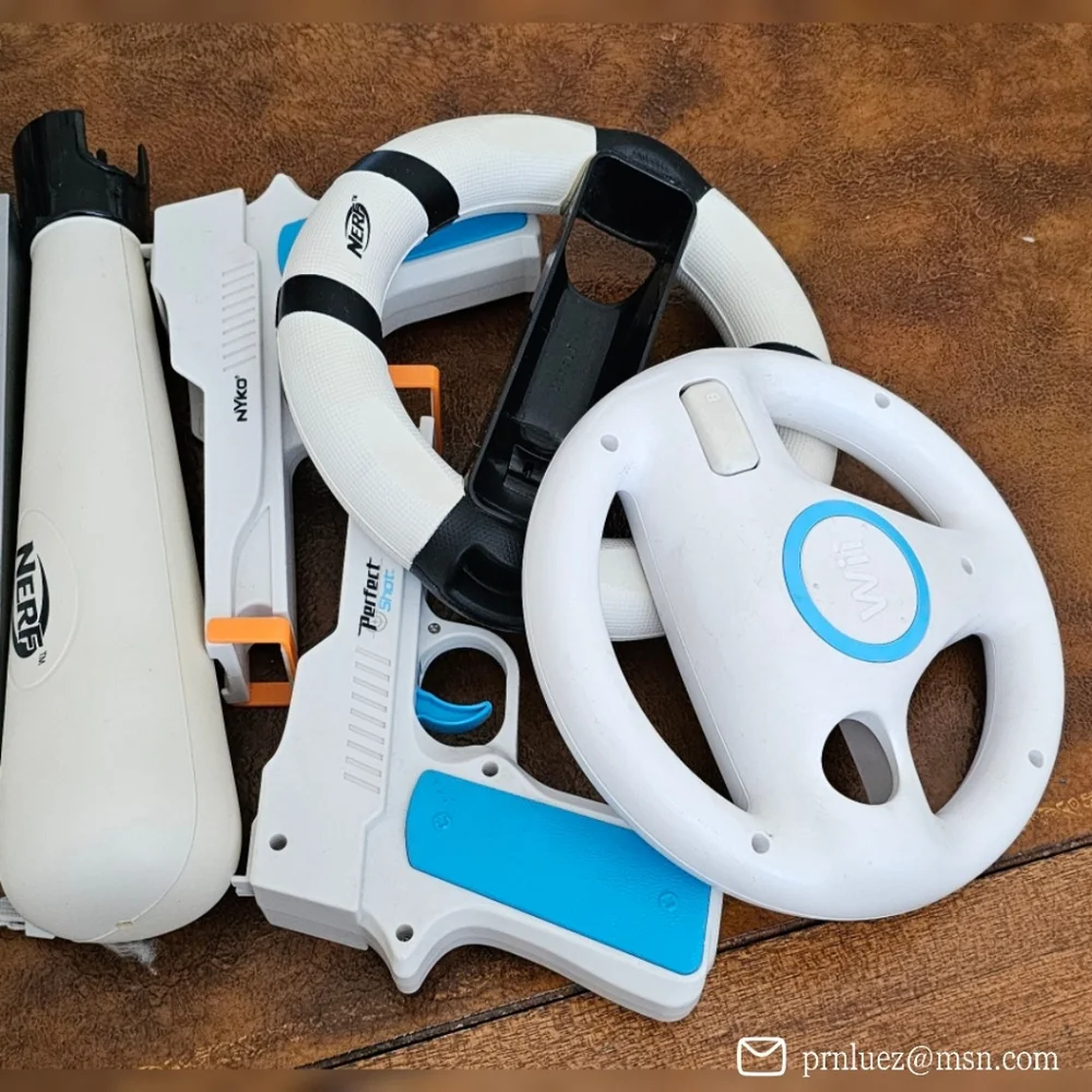 Nintendo Wii Model RVL-001 Bundle